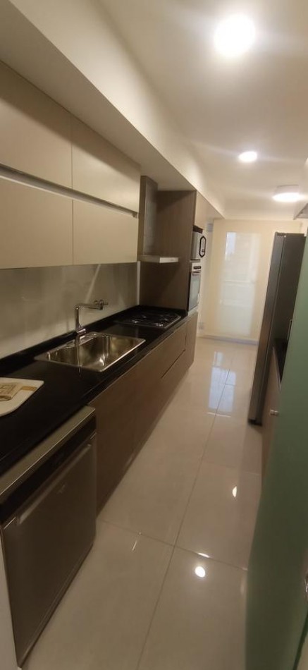Venta Departamento Tres Dormitorios Av Libertad 300 Vista Al Rio Con Cochera Estrenar