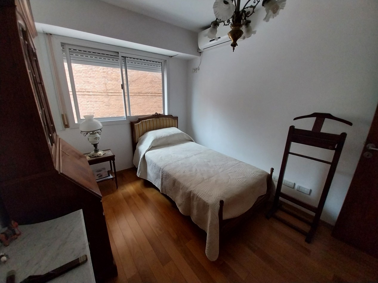 VENTA DEPARTAMENTO DOS DORMITORIOS CON COCHERA ALEM 1100 BARRIO MARTIN FRENTE AL LASALLE