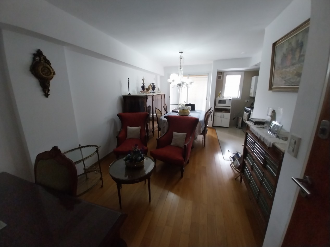 VENTA DEPARTAMENTO DOS DORMITORIOS CON COCHERA ALEM 1100 BARRIO MARTIN FRENTE AL LASALLE