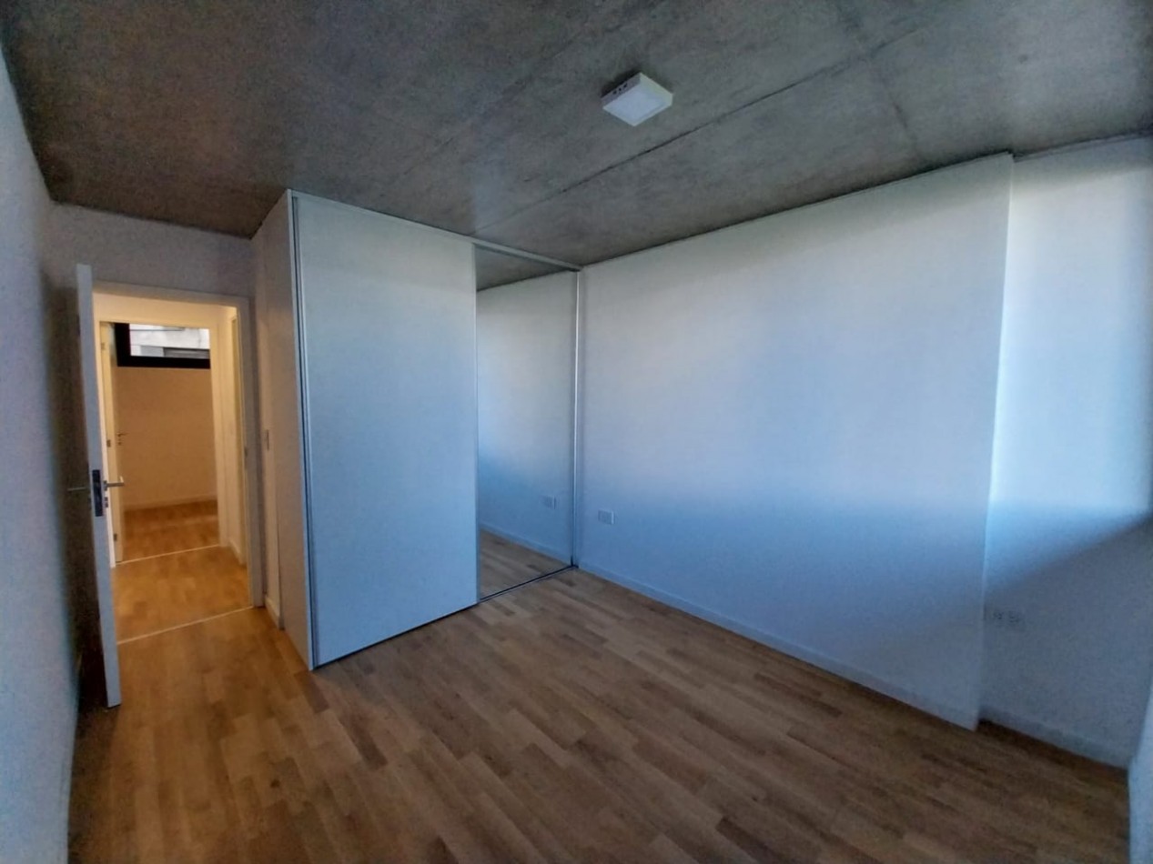 Venta Departamento Dos Dormitorios Frente Ituzaingo y Buenos Aires Amenities