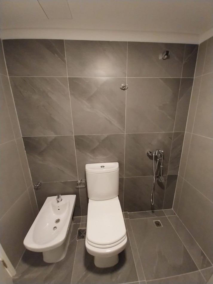 Venta Departamento Dos Dormitorios Frente Ituzaingo y Buenos Aires Amenities