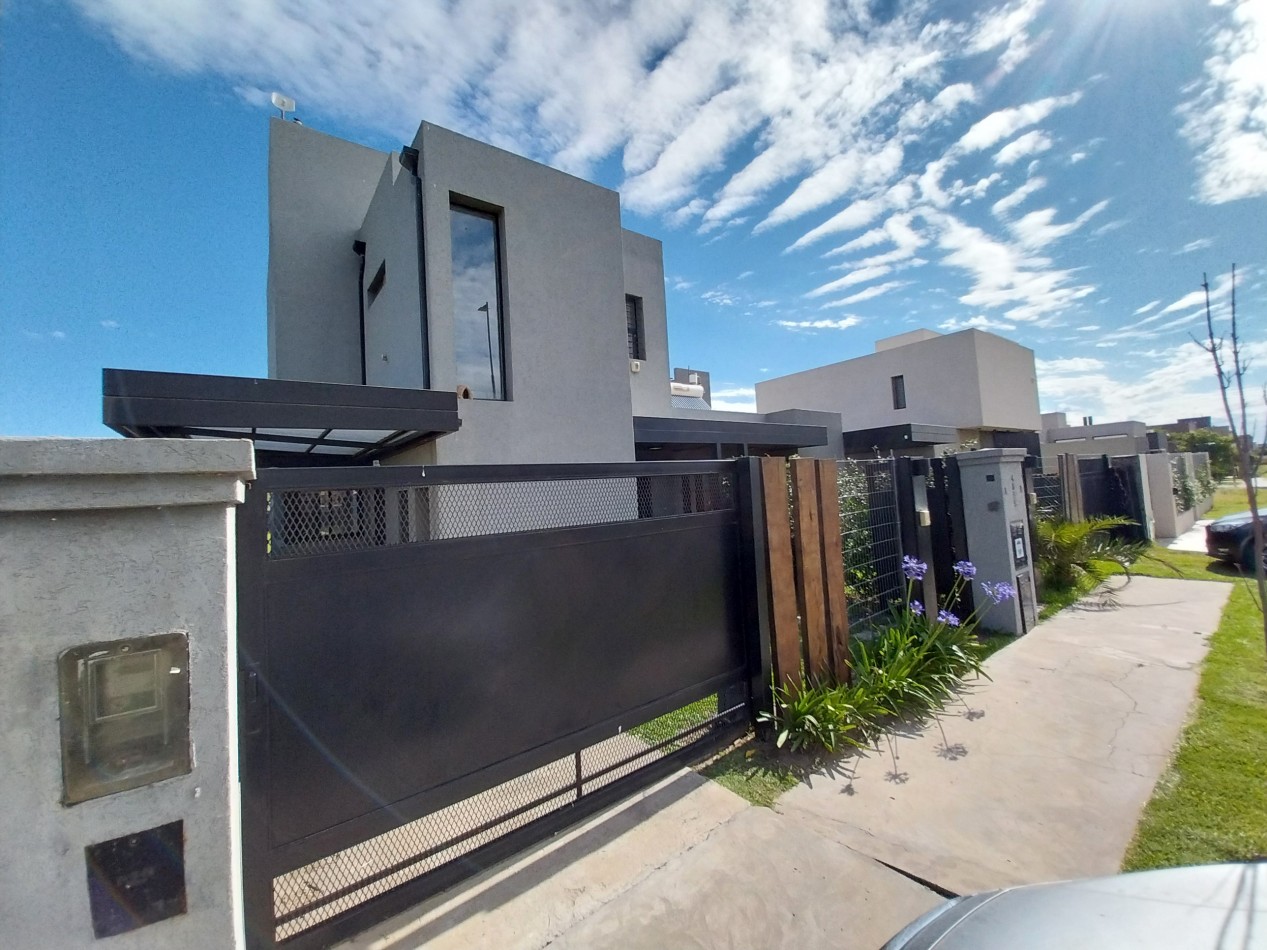 ALQUILER PERMANENTE CASA TRES DORMITORIOS CON PILETA DON MATEO ETAPA 1