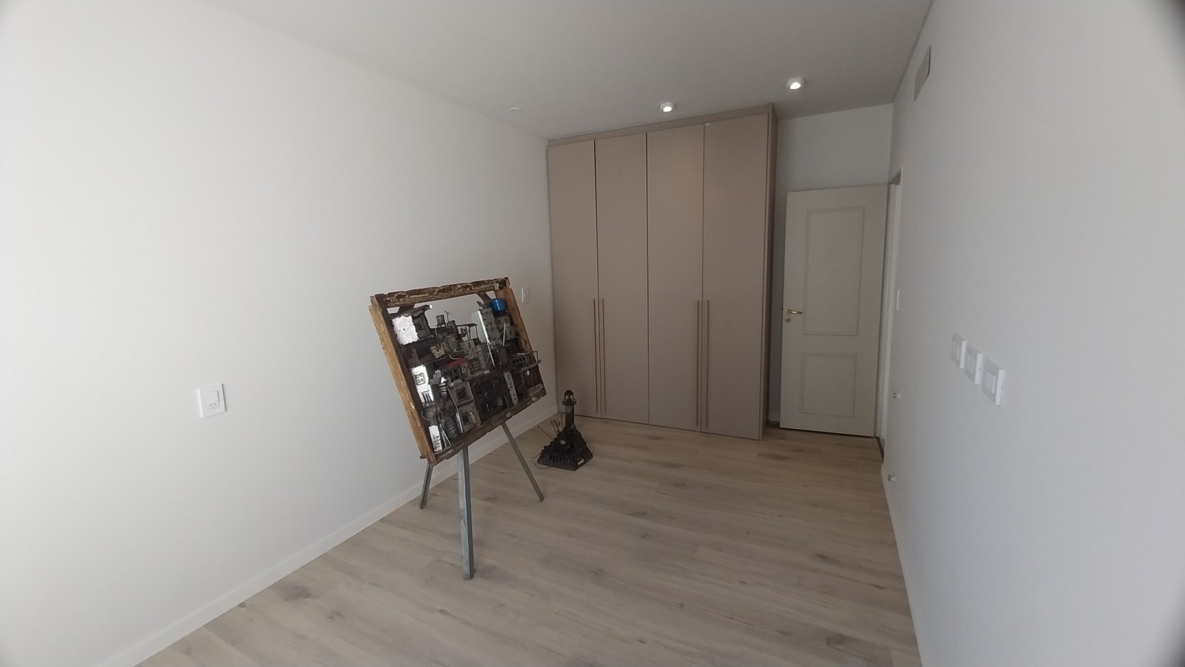 VENTA IMPORTANTE PROPIEDAD DE DISEÑO CUATRO DORMITORIOS VIAMONTE Y CORRIENTES, SOÑADA!!!