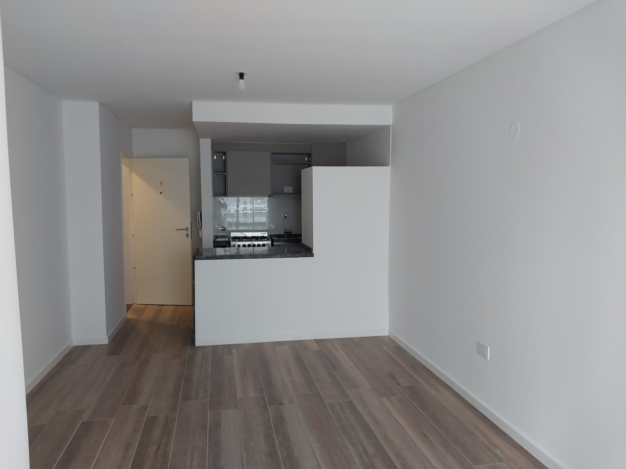 VENTA DEPARTAMENTO UN DORMITORIO MORENO Y SALTA