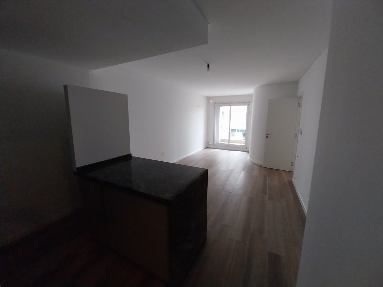 VENTA DEPARTAMENTO UN DORMITORIO MORENO Y SALTA