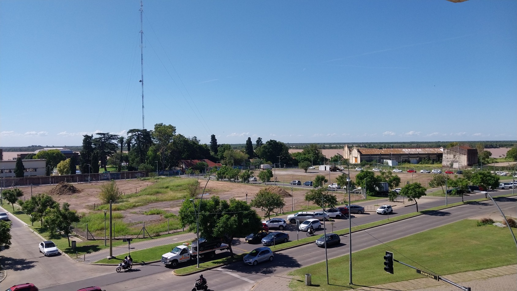 VENTA DEPARTAMENTO DOS DORMITORIOS AL FRENTE PUERTO NORTE CARBALLO Y RAWSON