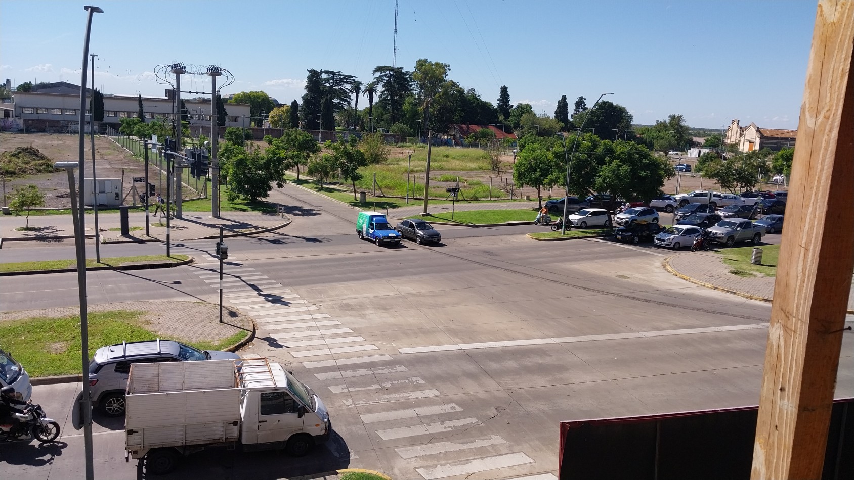 VENTA DEPARTAMENTO DOS DORMITORIOS AL FRENTE PUERTO NORTE CARBALLO Y RAWSON