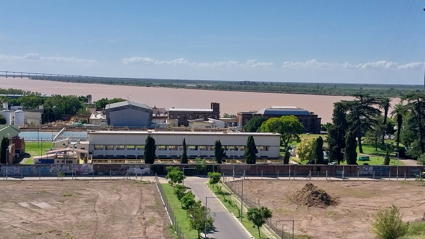 VENTA DEPARTAMENTO DOS DORMITORIOS AL FRENTE PUERTO NORTE CARBALLO Y RAWSON