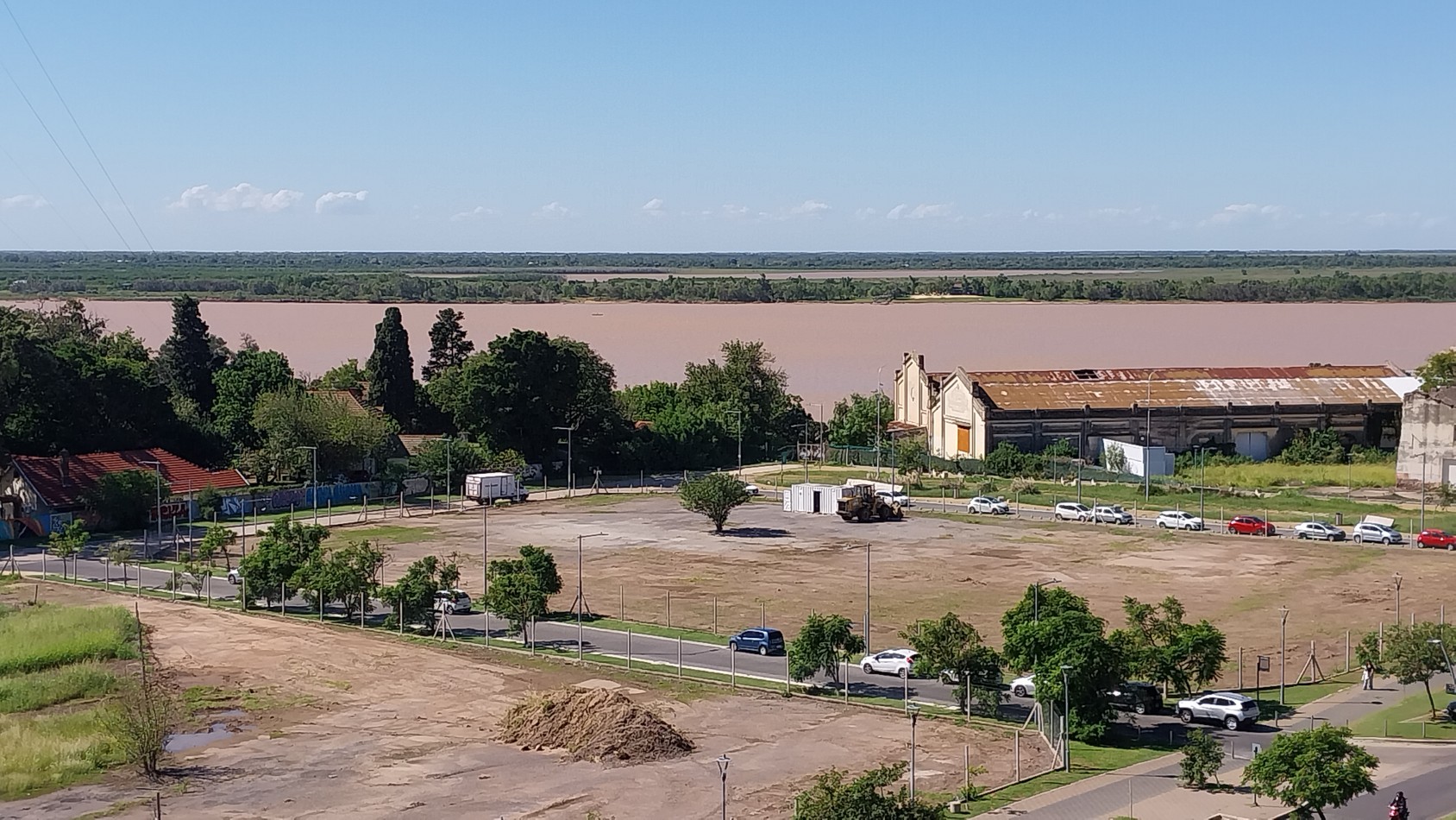 VENTA DEPARTAMENTO DOS DORMITORIOS AL FRENTE PUERTO NORTE CARBALLO Y RAWSON
