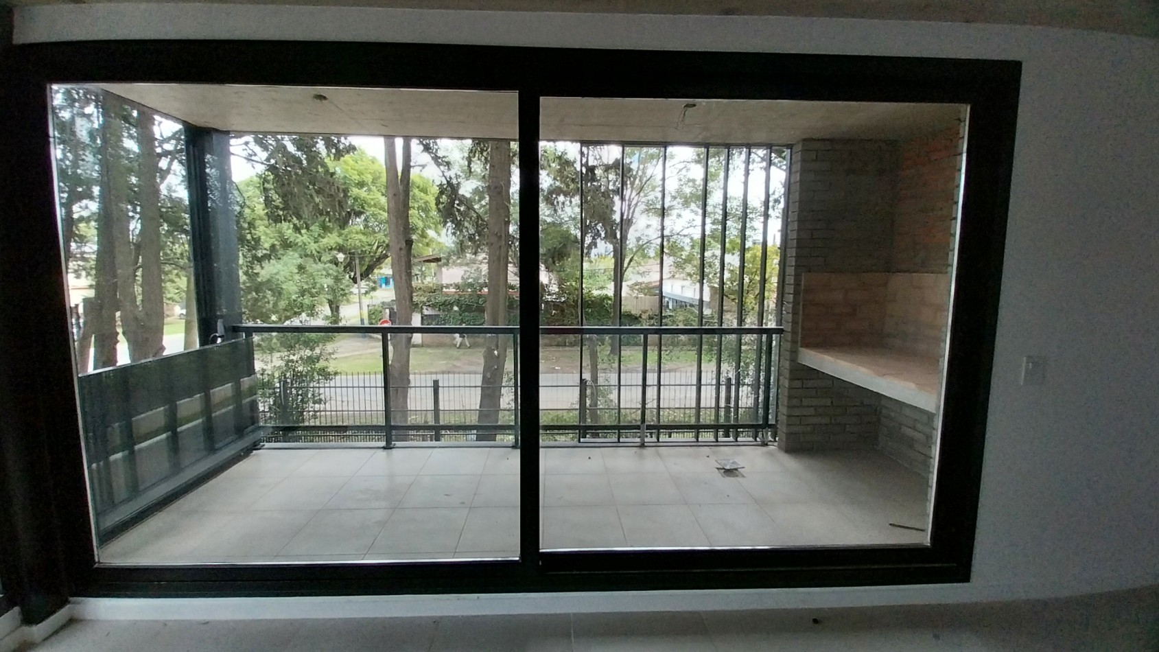 VENTA DEPARTAMENTO DOS DORMITORIOS EN FISHERTON JUAN JOSE PASO Y COLOMBRES