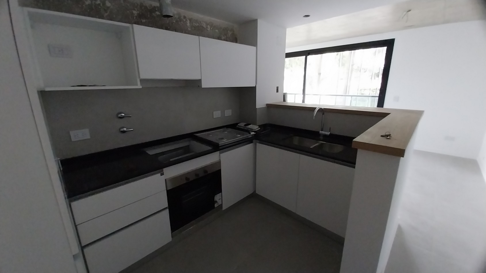 VENTA DEPARTAMENTO DOS DORMITORIOS EN FISHERTON JUAN JOSE PASO Y COLOMBRES