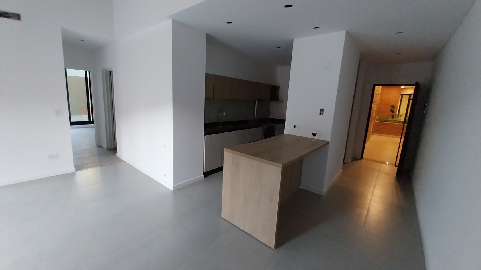 ALBERDI...VENTA DEPARTAMENTO DOS DORMITORIOS CON GRAN PATIO!!! ARTIGAS 200 