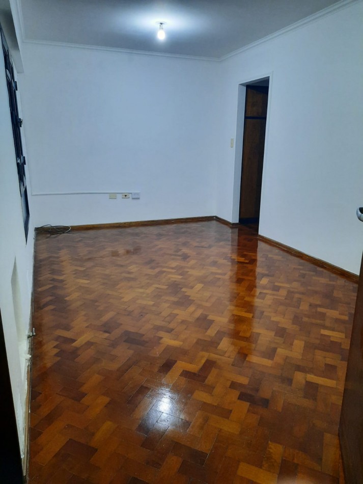 VENTA DEPARTAMENTO UN DORMITORIO RIOJA 2500