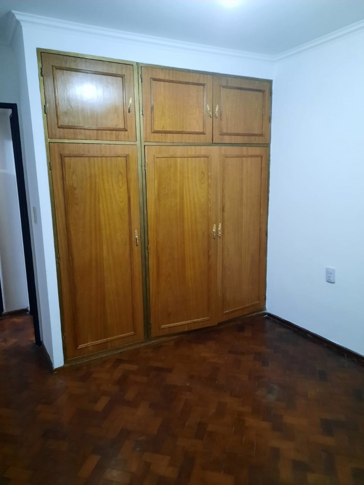 VENTA DEPARTAMENTO UN DORMITORIO RIOJA 2500