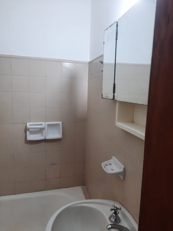 VENTA DEPARTAMENTO UN DORMITORIO RIOJA 2500