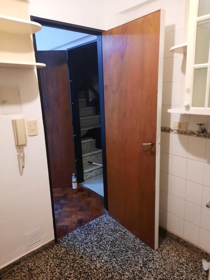 VENTA DEPARTAMENTO UN DORMITORIO RIOJA 2500