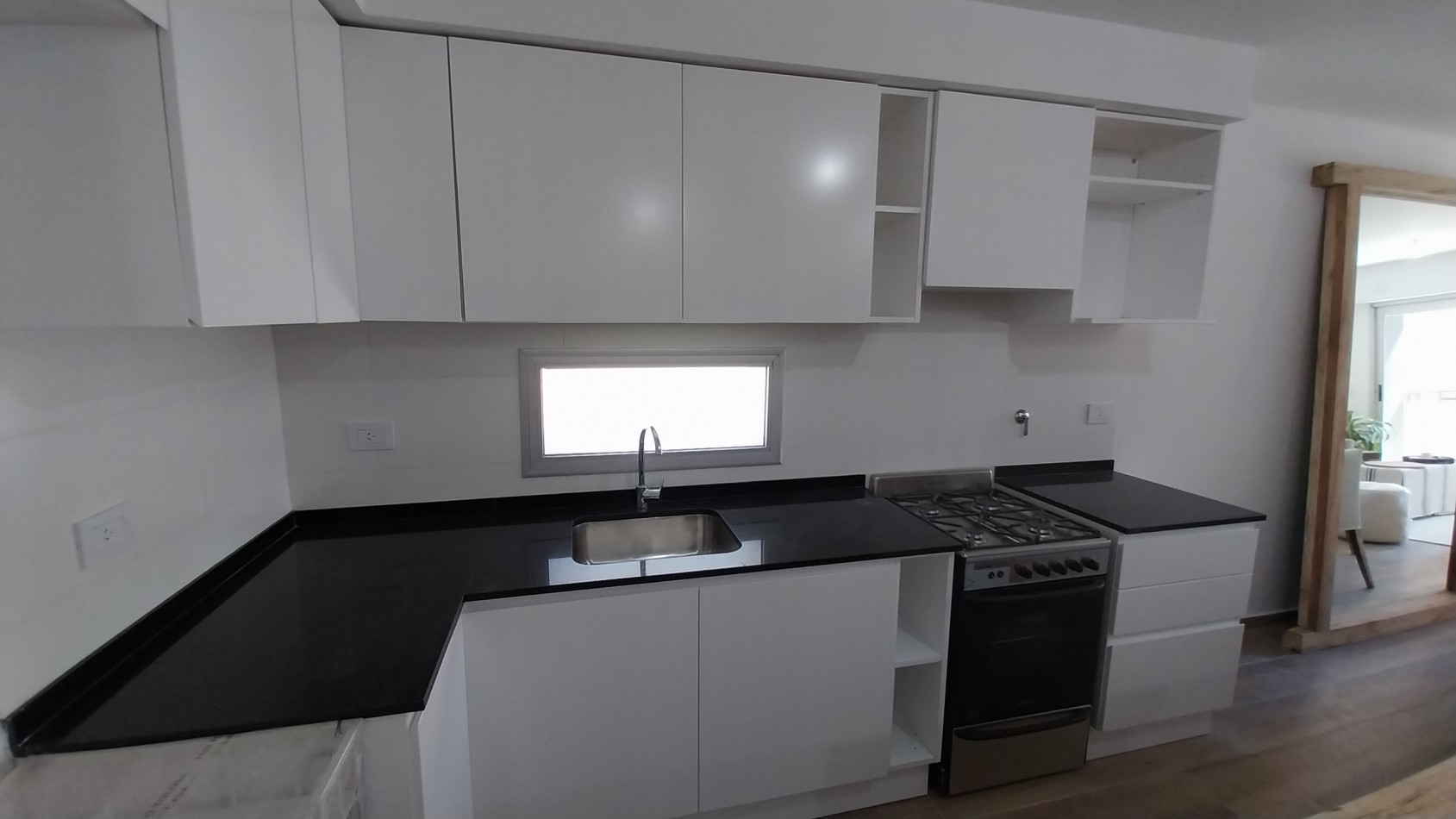 PICHINCHA! VENTA IMPORTANTE DEPARTAMENTO DOS DORMITORIOS CORDOBA Y SUIPACHA ESTRENAR