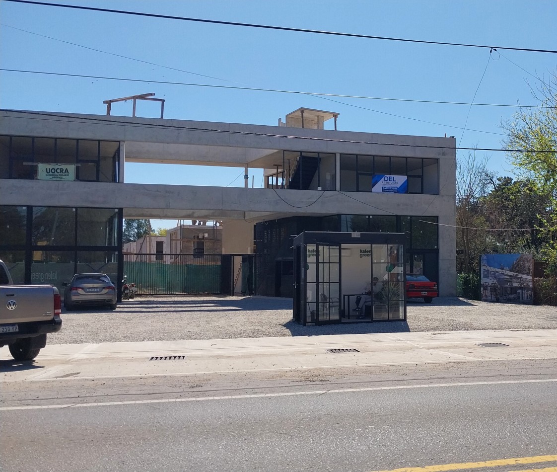 BARRIO PRIVADO VENTA DEPARTAMENTO CUATRO DORMITORIOS PARADA 13 FUNES