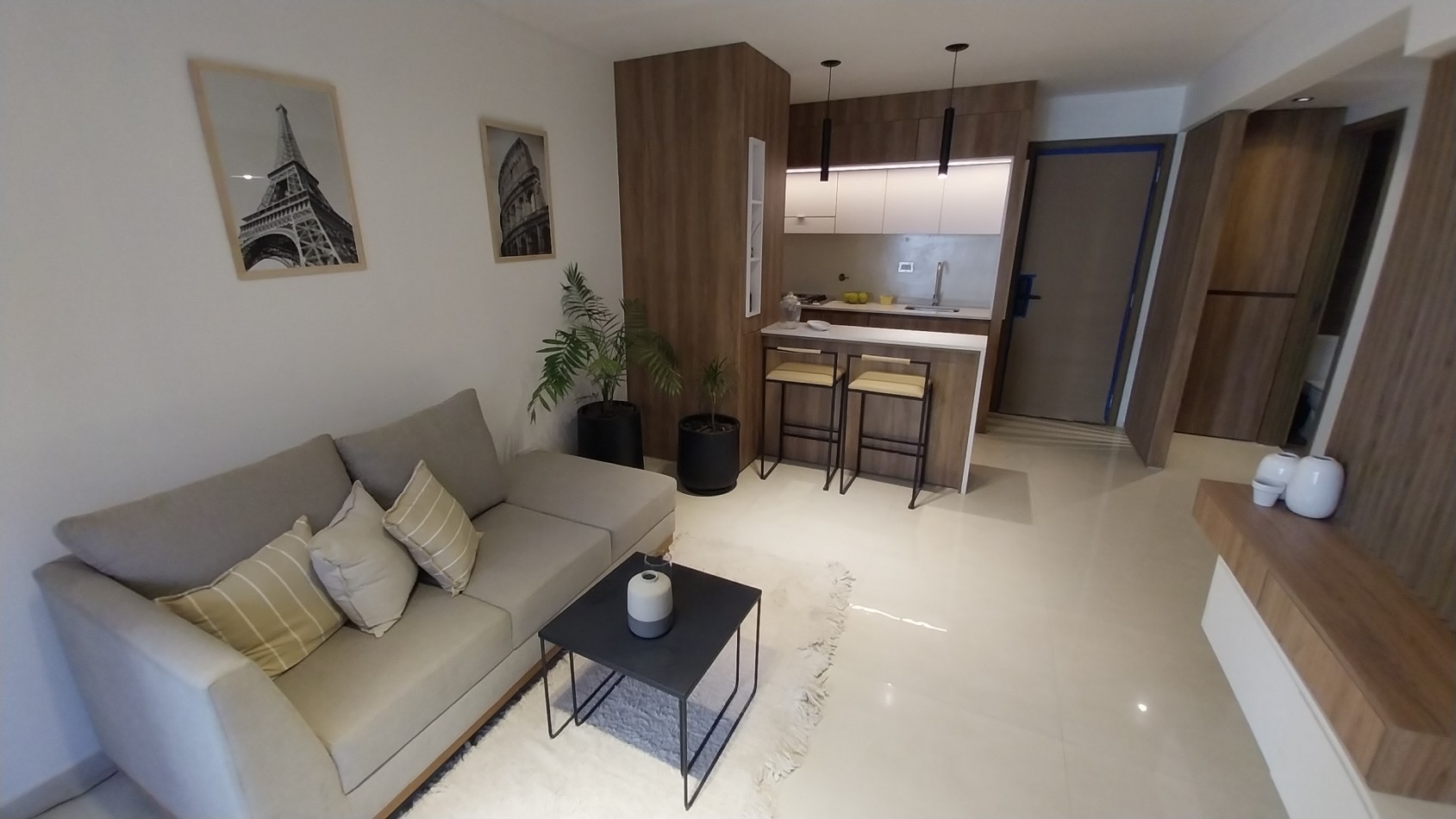 Venta Departamento tres Dormitorios balcon terraza ,pileta, quincho y cochera Entre Rios y Tucuman Julio 2025