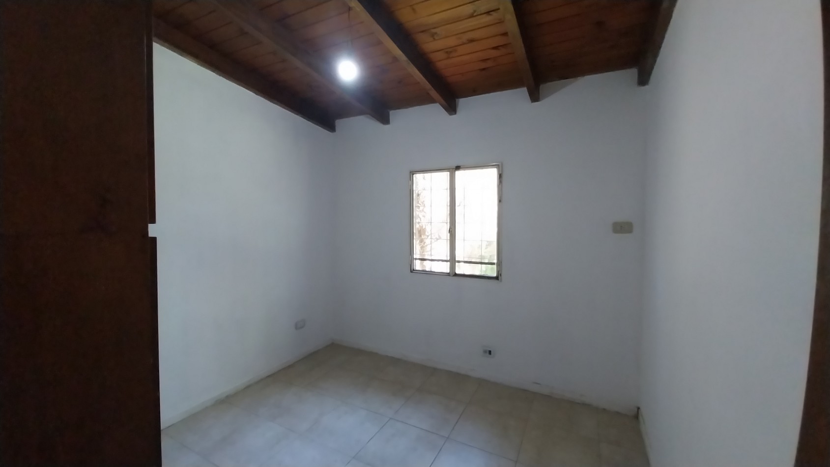 VENTA CASA TRES DORMITORIOS FUNES PARADA 16 LAS ACHIRAS ENTRE AMERICA Y SAN JOSE