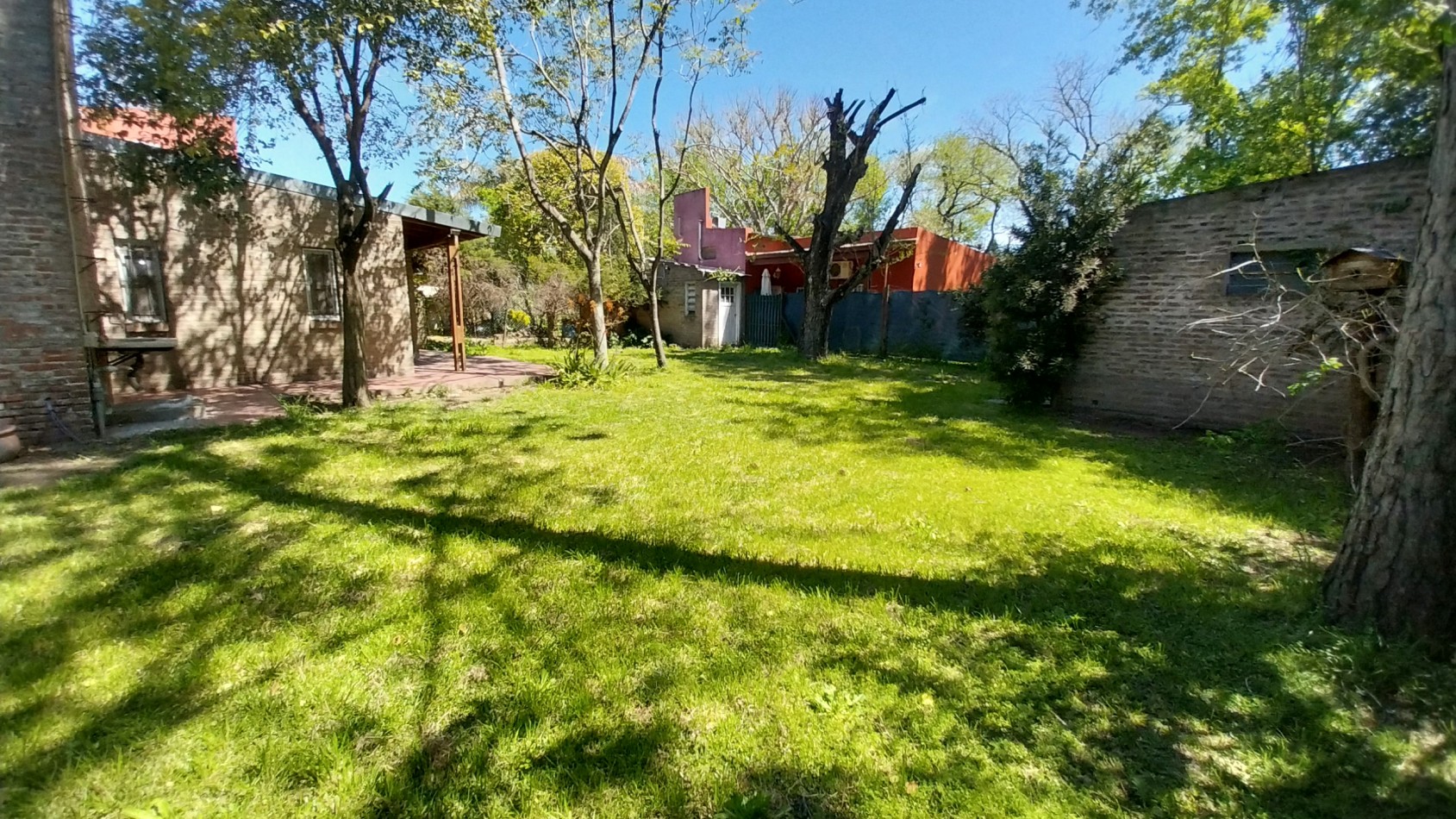 VENTA CASA TRES DORMITORIOS FUNES PARADA 16 LAS ACHIRAS ENTRE AMERICA Y SAN JOSE