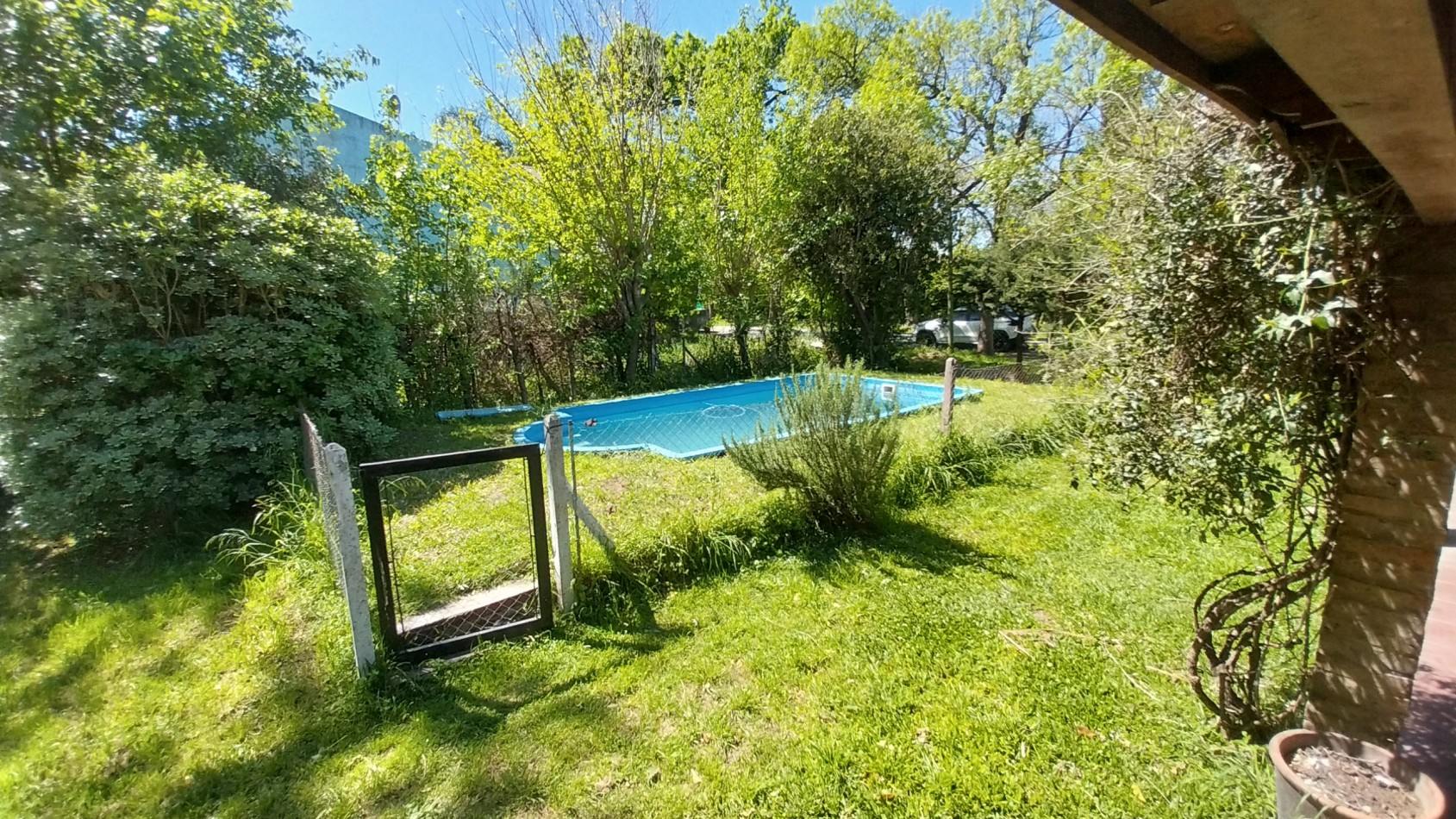 VENTA CASA TRES DORMITORIOS FUNES PARADA 16 LAS ACHIRAS ENTRE AMERICA Y SAN JOSE