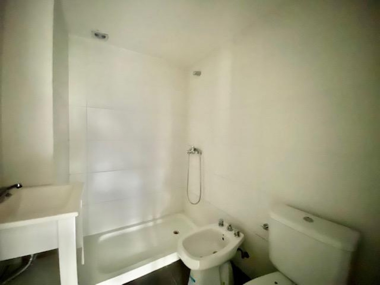 VENTA DEPARTAMENTO UN DORMITORIO MORENO Y SAN JUAN A ESTRENAR