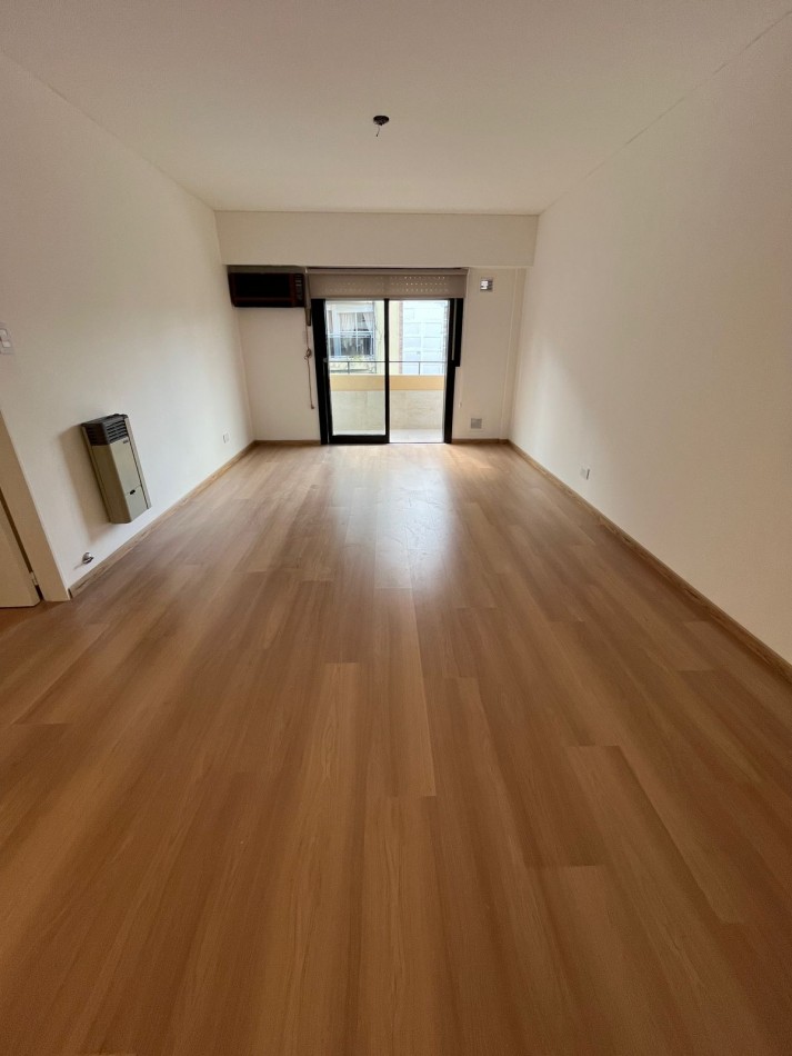 ENTRE RIOS Y CATAMARCA VENTA DEPARTAMENTO TRES DORMITORIOS