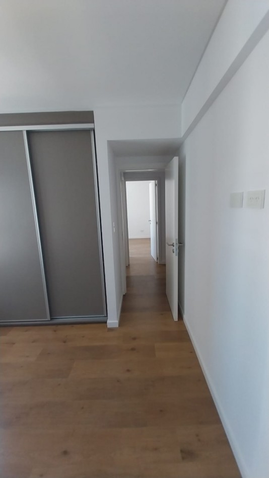 Venta Departamento Dos Dormitorios  Dorrego y Zeballos, Tribunales