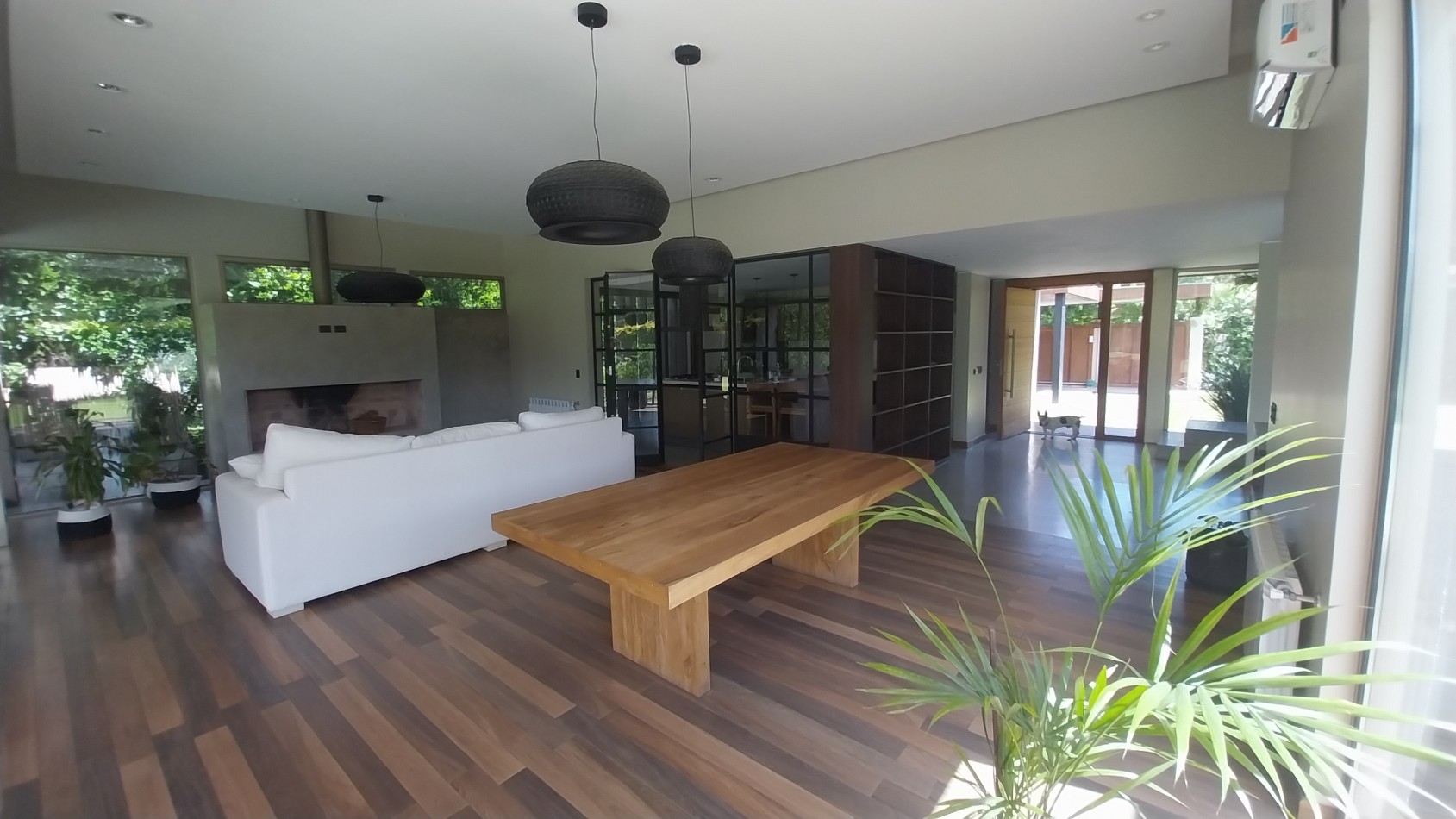 VENTA IMPORTANTE  CASA 4 DORMITORIOS EN ALDEA FISHERTON 