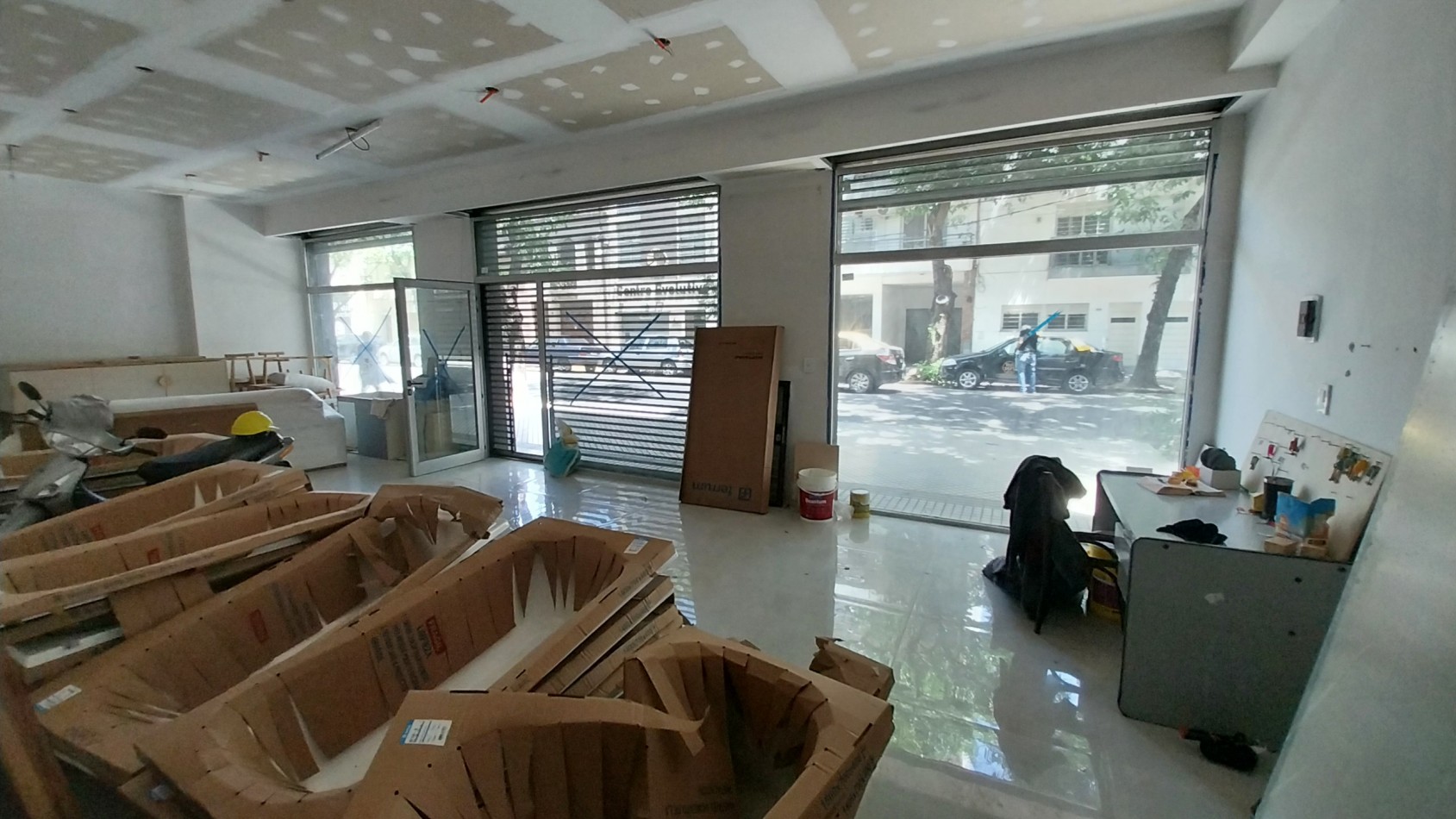 PICHINCHA VENTA LOCAL COMERCIAL SUIPACHA Y CORDOBA