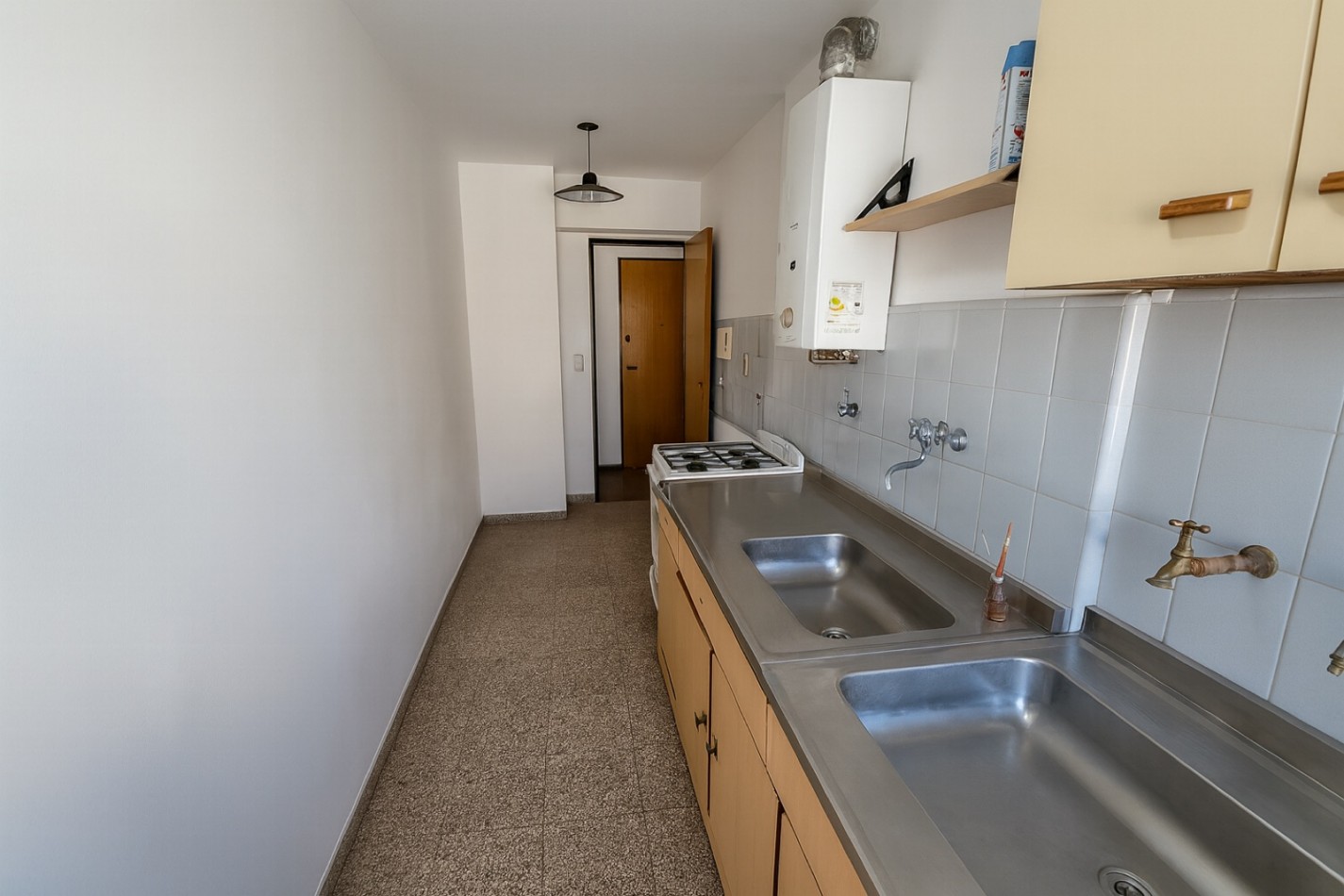 BARRIO MARTIN VENTA DEPARTAMENTO UN DORMITORIO MONTEVIDEO ENTRE BUENOS AIRES Y JUAN MANUEL DE ROSAS