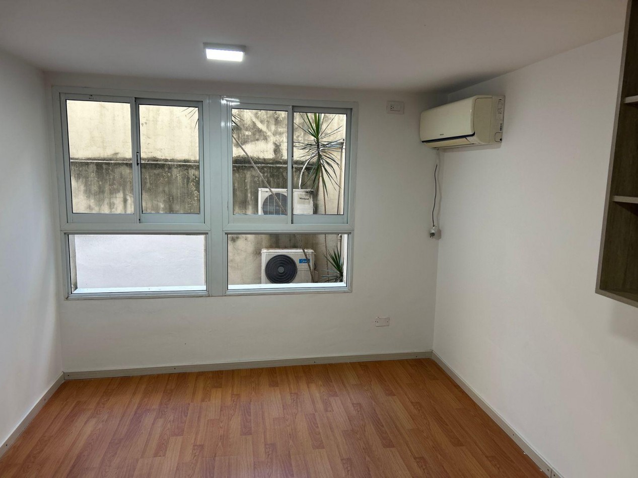 LOURDES VENTA DEPARTAMENTO UN DORMITORIO TIPO DUPLEX SAN LUIS Y OROÑO IMPECABLE!