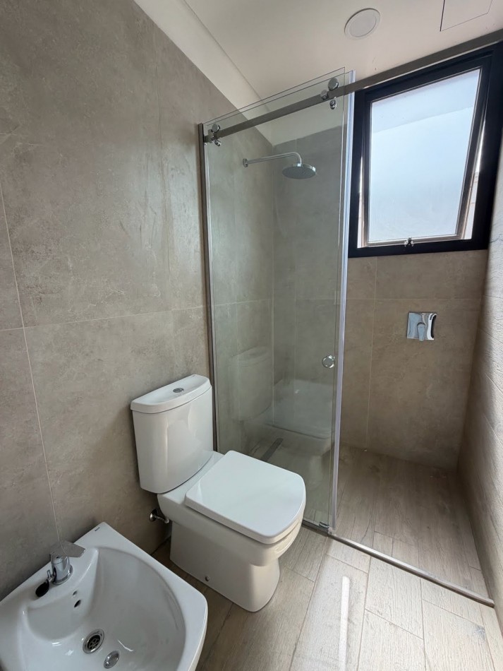 FISHERTON VENTA CASA TRES DORMITORIOS LOS PASOS DEL JOCKEY 4 BARRIO PRIVADO ENTREGA 50% SALDO 48 CUOTAS