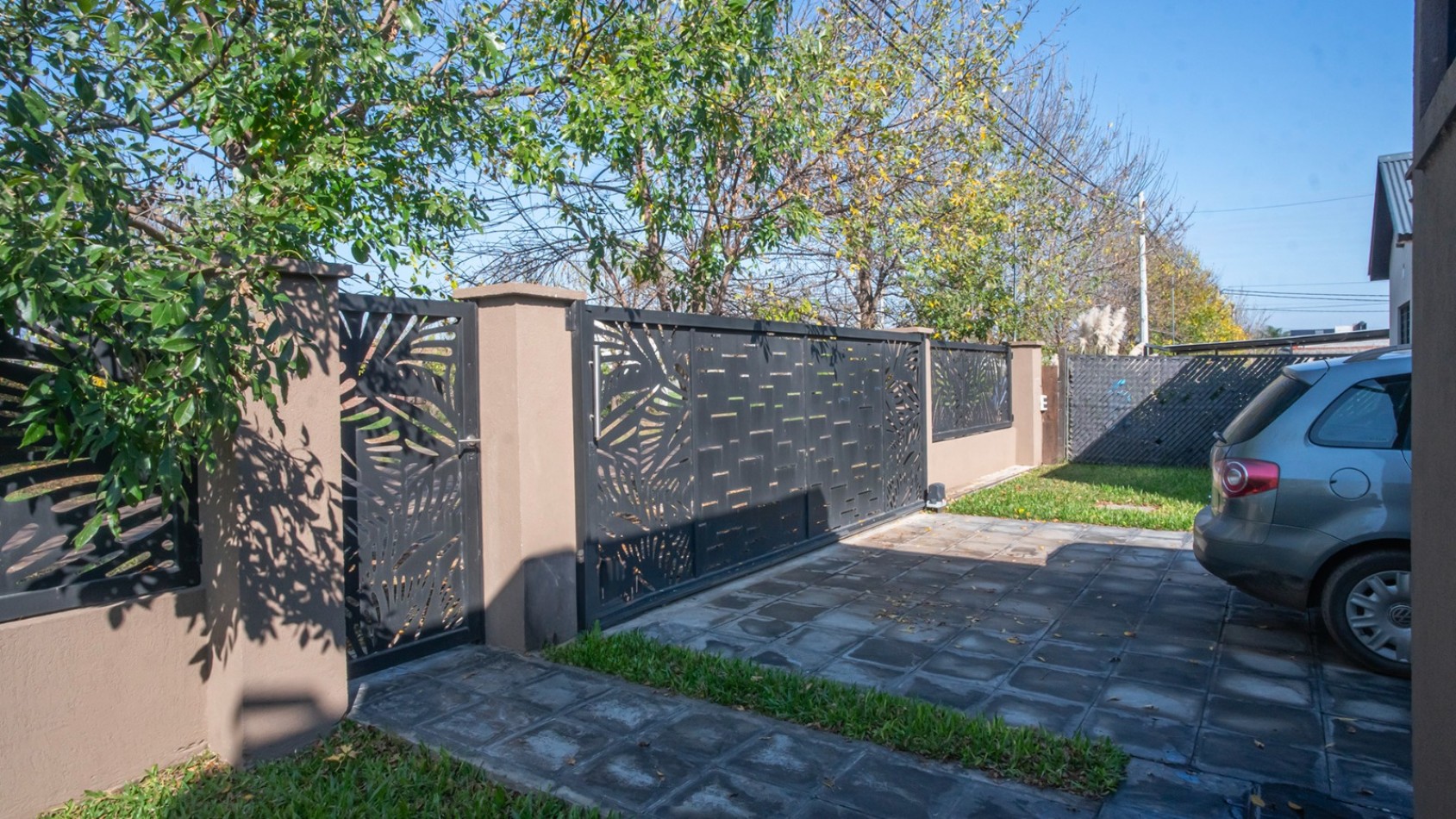 FUNES CITY VENTA CASA DOS DORMITORIOS  FLORENCIO VARELA AL 600