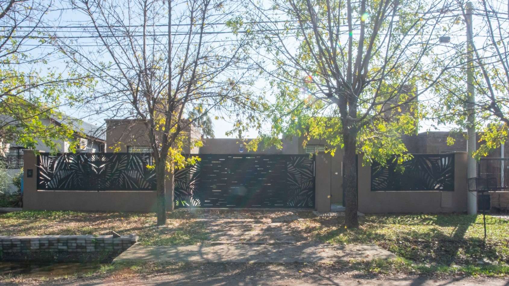 FUNES CITY VENTA CASA DOS DORMITORIOS  FLORENCIO VARELA AL 600