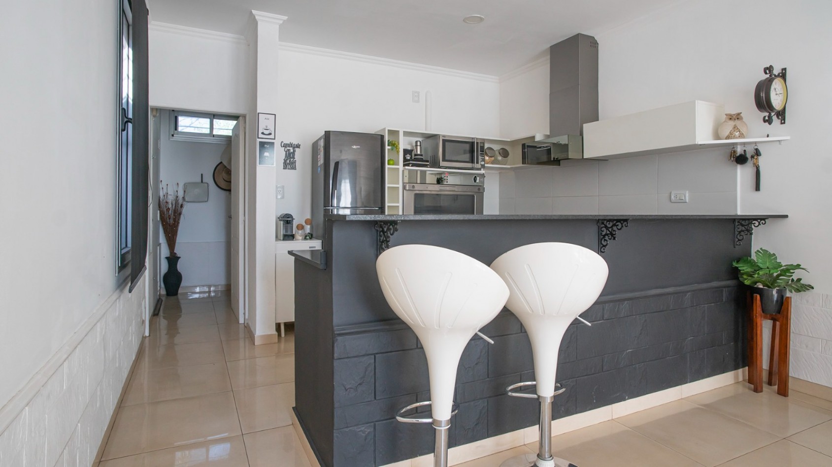 FUNES CITY VENTA CASA DOS DORMITORIOS  FLORENCIO VARELA AL 600