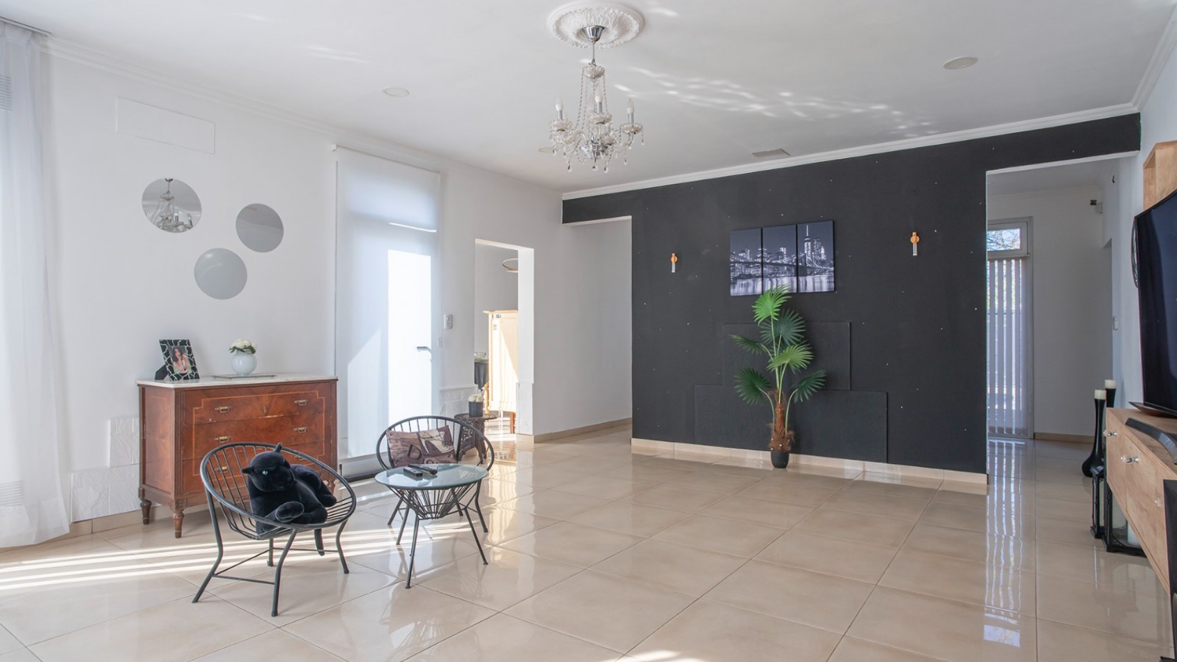 FUNES CITY VENTA CASA DOS DORMITORIOS  FLORENCIO VARELA AL 600