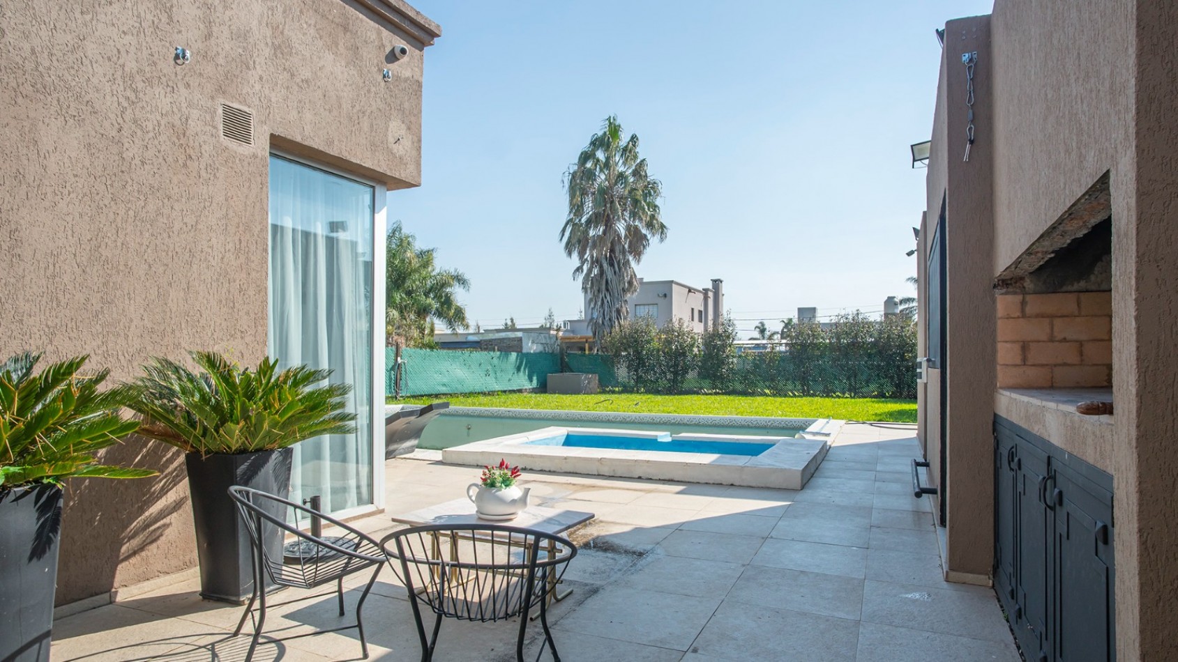 FUNES CITY VENTA CASA DOS DORMITORIOS  FLORENCIO VARELA AL 600