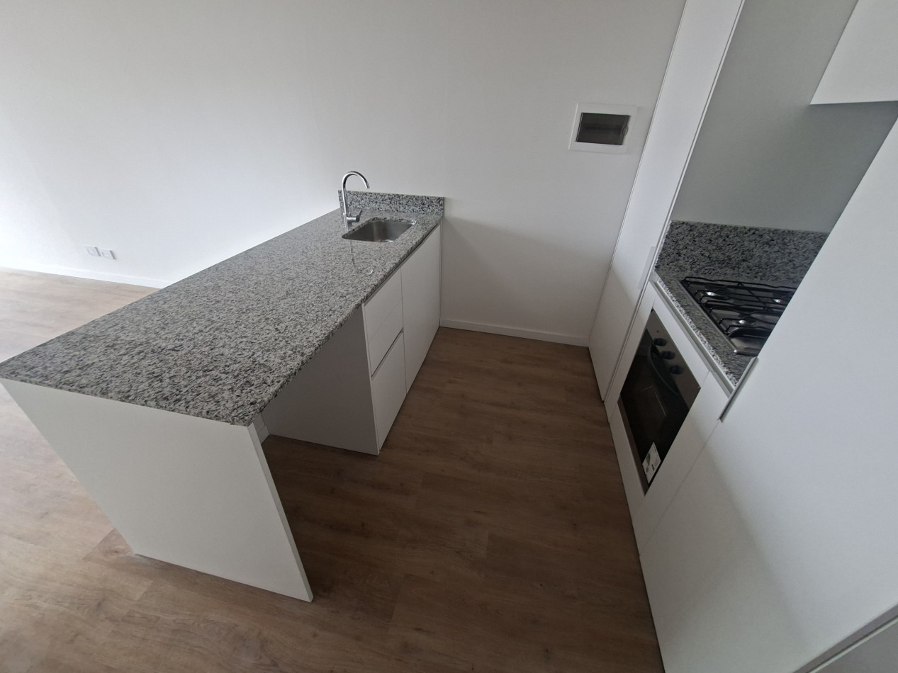  ABASTO VENTA DEPARTAMENTO DOS DORMITORIOS TERRAZA EXCLUSIVA  ITUZAINGO Y ROCA ESTRENAR