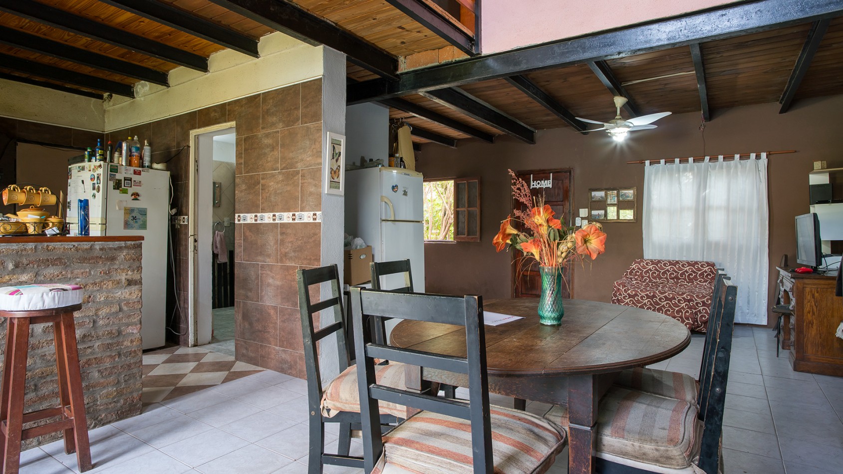 FUNES VENTA CASA TRES DORMITORIOS CIMARRON 2500