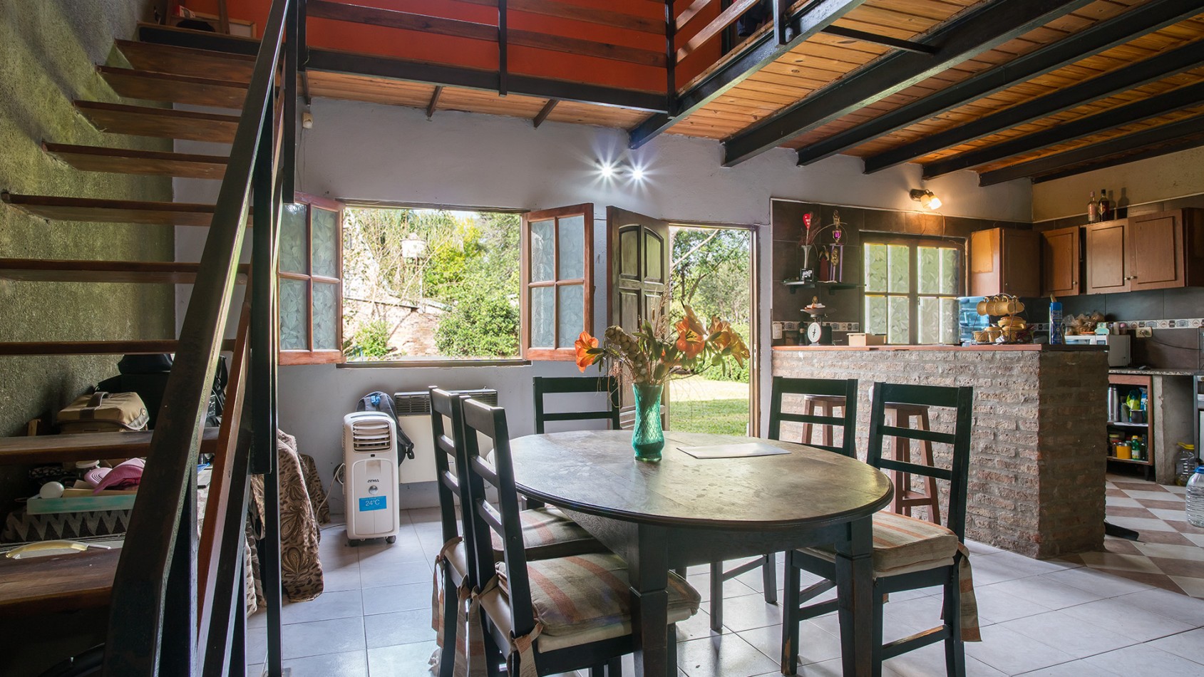 FUNES VENTA CASA TRES DORMITORIOS CIMARRON 2500
