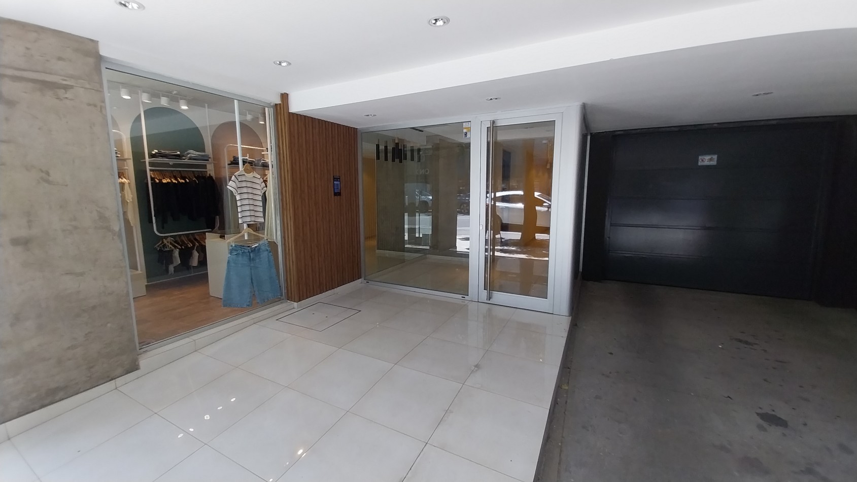 LOURDES VENTA MONOAMBIENTE CON PATIO OVIDIO LAGOS Y SAN JUAN