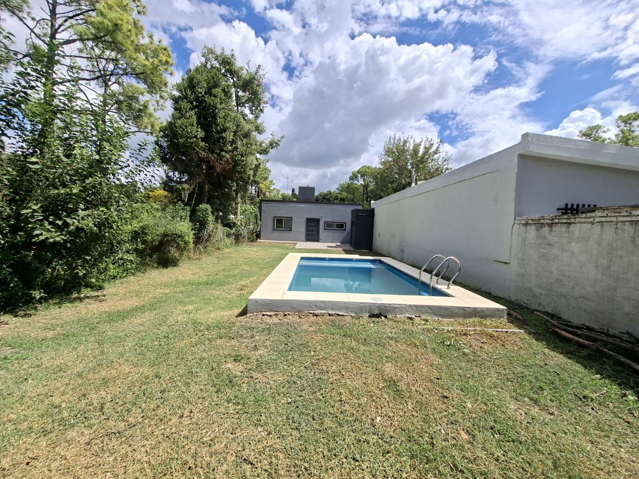 FUNES ROLDAN VENTA CASA DOS DORMITORIOS CALLE SAN SEBASTIAN AL 500 ESTRENAR