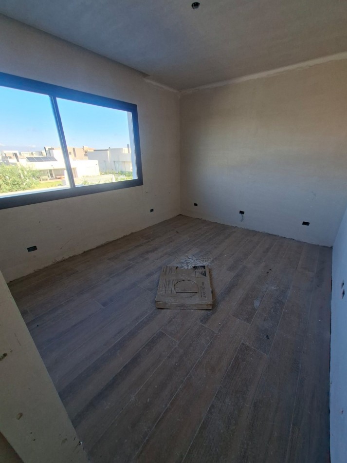 VIDA BARRIO PRIVADO VENTA CASA TRES DORMITORIOS Y ESCRITORIO A ESTRENAR ENTREGA AGOSTO 2026