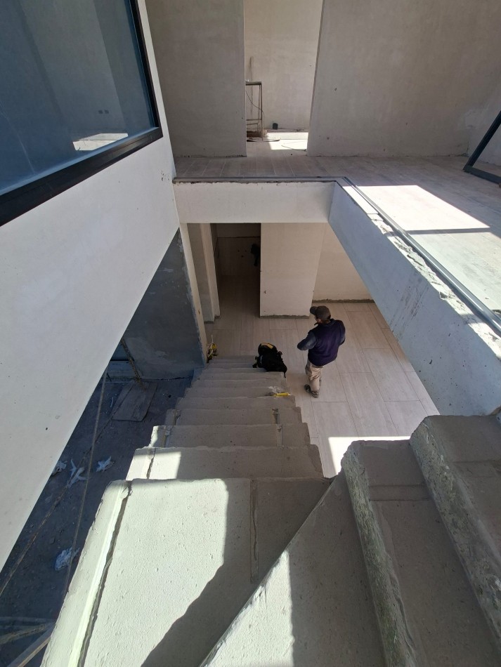 VIDA BARRIO PRIVADO VENTA CASA TRES DORMITORIOS Y ESCRITORIO A ESTRENAR ENTREGA AGOSTO 2026