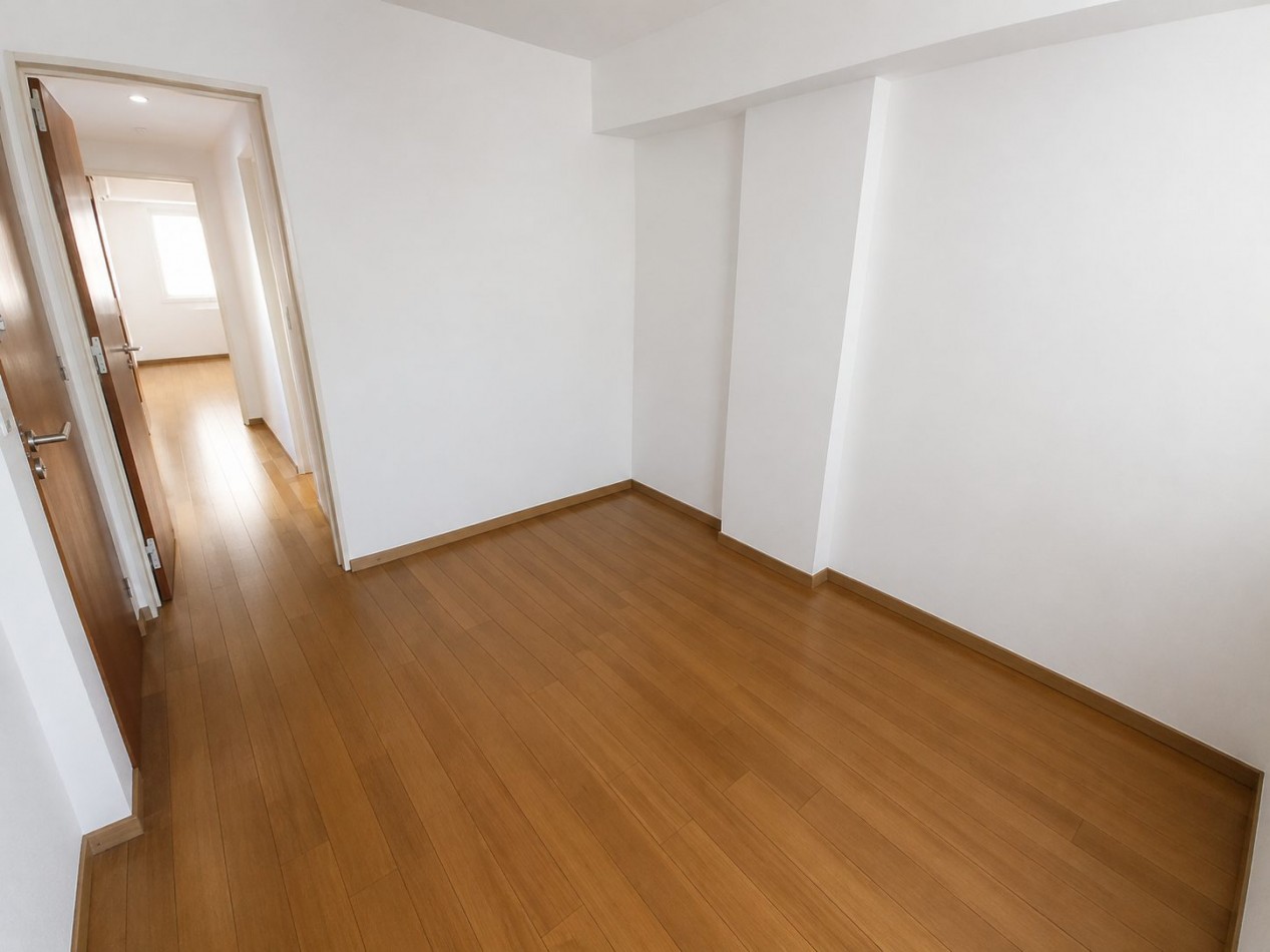 BARRIO MARTIN VENTA DEPARTAMENTO DOS DORMITORIOS/COCHERA ALEM Y SAN JUAN IMPECABE