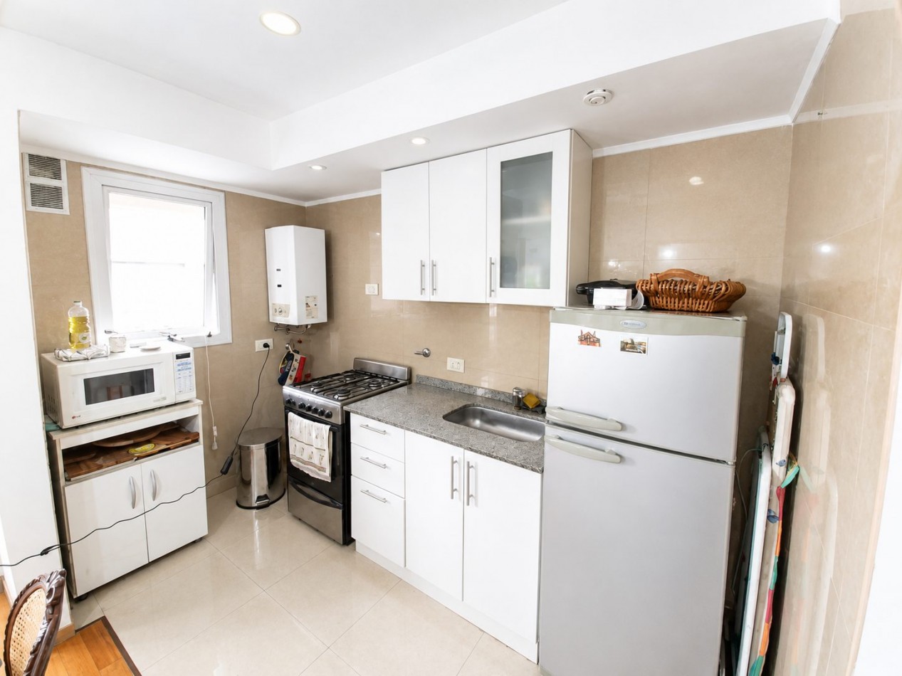BARRIO MARTIN VENTA DEPARTAMENTO DOS DORMITORIOS/COCHERA ALEM Y SAN JUAN IMPECABE