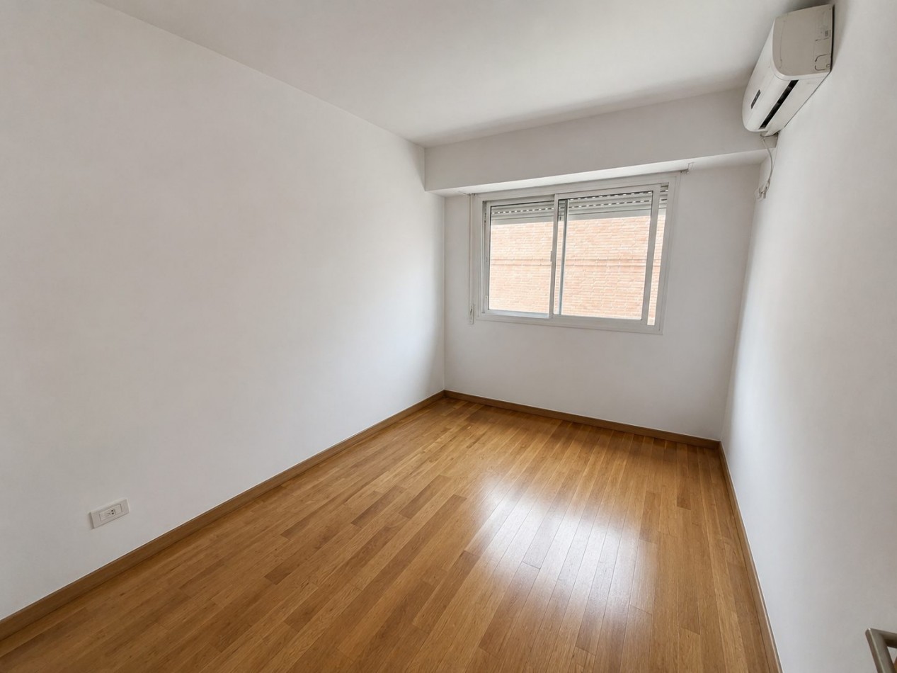 BARRIO MARTIN VENTA DEPARTAMENTO DOS DORMITORIOS/COCHERA ALEM Y SAN JUAN IMPECABE