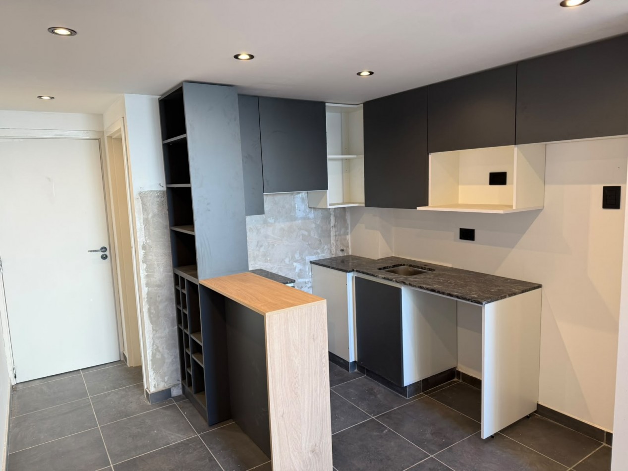 Venta Departamento UN Dormitorio DOS BAÑOS VENTILACION CRUZADA Cordoba 3000 Diciembre 2026, Financiacion 